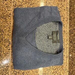 Nordstrom Men's Blue V-Neck Sweater
